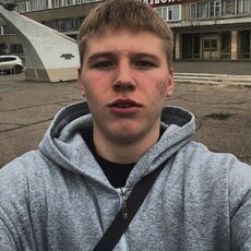 Фотография мужчины Максим, 19 лет из г. Омск