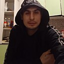 Саша, 33 года