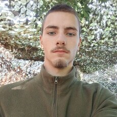 Фотография мужчины Виктор, 21 год из г. Солнечногорск