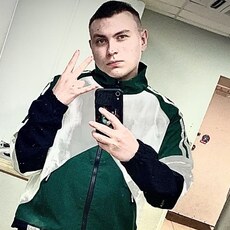 Фотография мужчины Денис, 19 лет из г. Пушкино (Московская Обл)