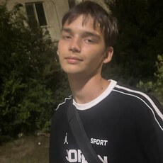 Фотография мужчины Данил, 18 лет из г. Жирновск