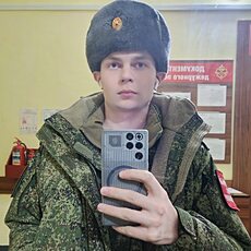 Фотография мужчины Кирилл, 18 лет из г. Уссурийск