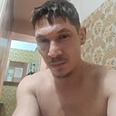 Максим, 33 года