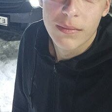 Фотография мужчины Иван, 18 лет из г. Звенигород