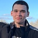 Максим, 23 года