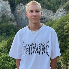 Фотография мужчины Nikita, 18 лет из г. Санкт-Петербург