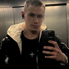 Фотография мужчины Артём, 21 год из г. Санкт-Петербург
