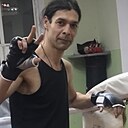 Сантьяго, 33 года