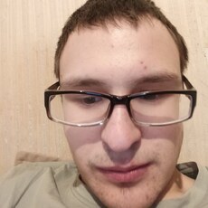 Фотография мужчины Кирилл, 21 год из г. Сургут
