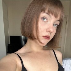 Фотография девушки Алиса, 18 лет из г. Омск