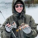 Антон, 33 года