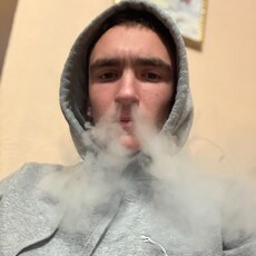 Фотография мужчины Владик, 18 лет из г. Симферополь