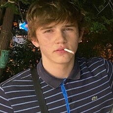 Фотография мужчины Кирилл, 19 лет из г. Волжский