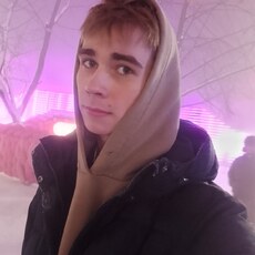 Фотография мужчины Саня, 19 лет из г. Санкт-Петербург