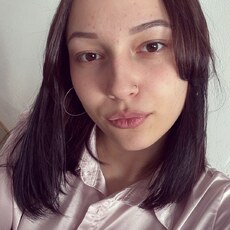 Фотография девушки Алина, 18 лет из г. Актау
