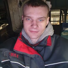 Фотография мужчины Славик, 18 лет из г. Каменское