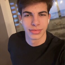 Фотография мужчины Кирилл, 18 лет из г. Санкт-Петербург