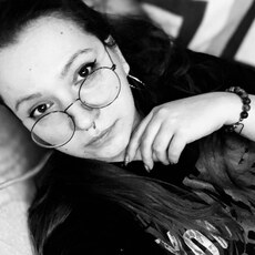 Фотография девушки Полина, 31 год из г. Санкт-Петербург