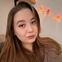 Полина, 22 года