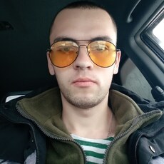 Фотография мужчины Данил, 19 лет из г. Шелехов