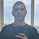 Роман, 25 лет