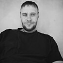 Денис, 33 года