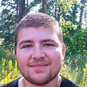 Денис, 22 года