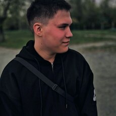 Фотография мужчины Стас, 18 лет из г. Орск
