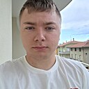 Андрій, 19 лет