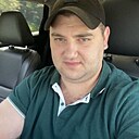 Тема, 34 года