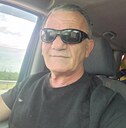 Левон, 56 лет