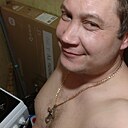 Макс, 33 года