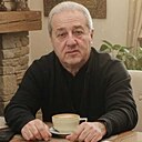 Михаил, 61 год