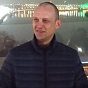 Евгеній, 41 год