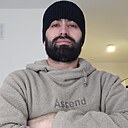 Голден, 33 года