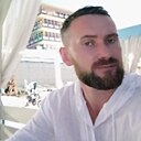 Михаил, 33 года