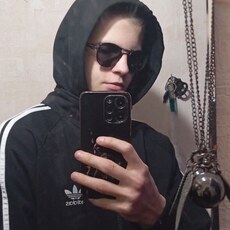 Фотография мужчины Максим, 18 лет из г. Ногинск