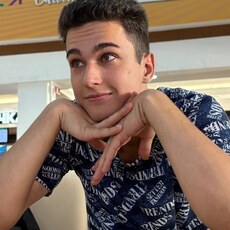 Фотография мужчины Андрей, 19 лет из г. Железноводск