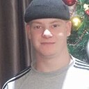 Роман, 20 лет