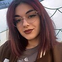 София, 28 лет