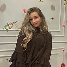 Фотография девушки Олеся, 21 год из г. Санкт-Петербург
