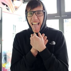 Дима, 19 из г. Мангейм.