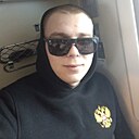 Максим, 22 года