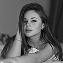 Полина, 25 лет