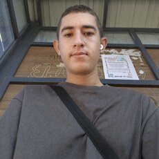 Фотография мужчины Артем, 18 лет из г. Белгород