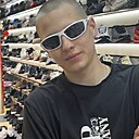 Богдан, 18 лет