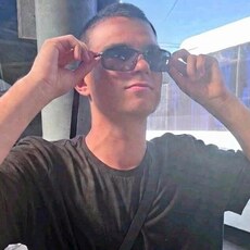 Фотография мужчины Константин, 19 лет из г. Санкт-Петербург