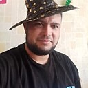 Роман, 33 года