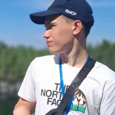 Фотография мужчины Макс, 18 лет из г. Петрозаводск