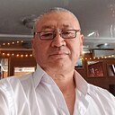 Виктор, 61 год